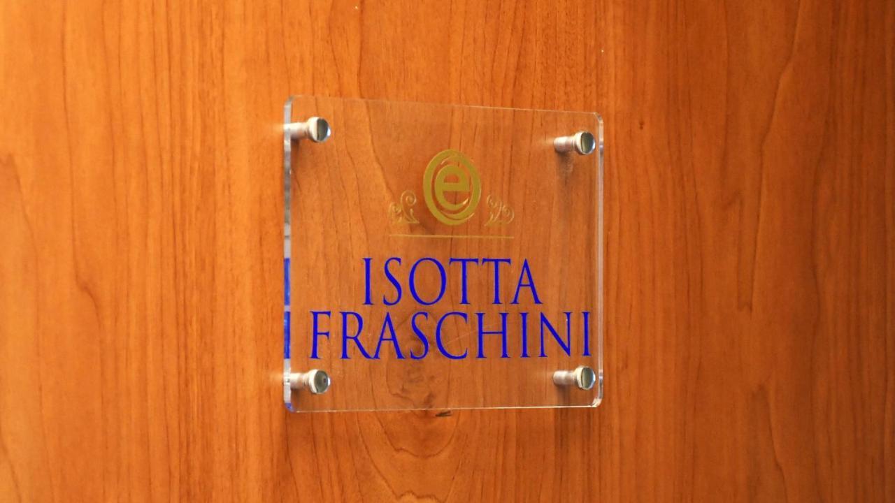 Eco Rooms & Apartments Voghera Exterior photo